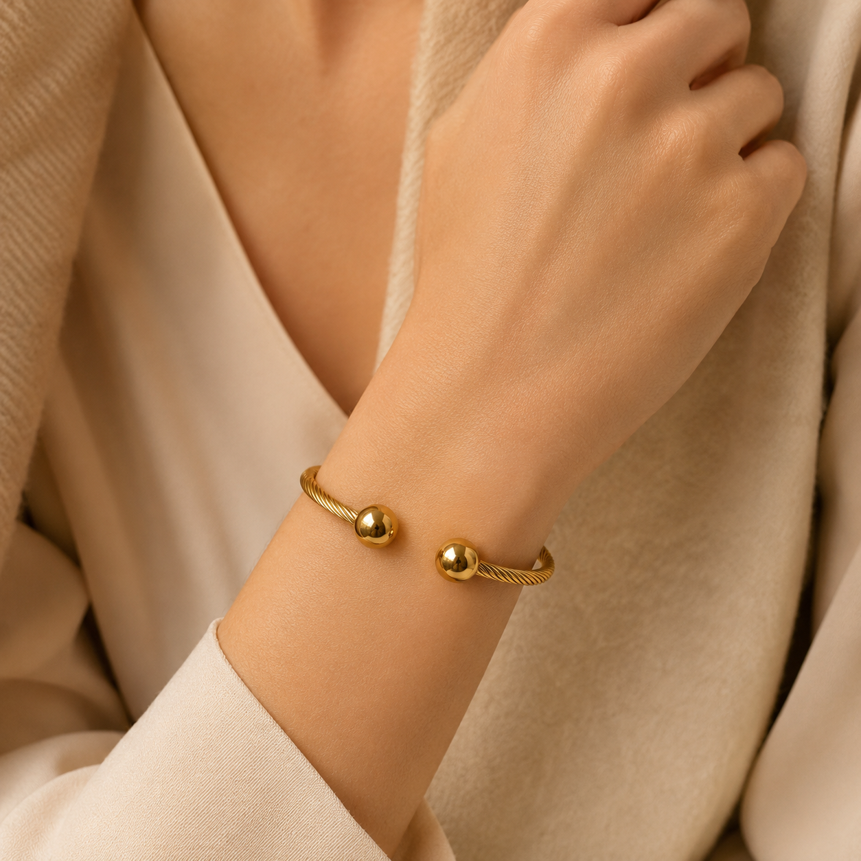 Classic Cable Orb Bangle