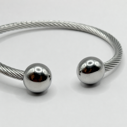 Classic Cable Orb Bangle