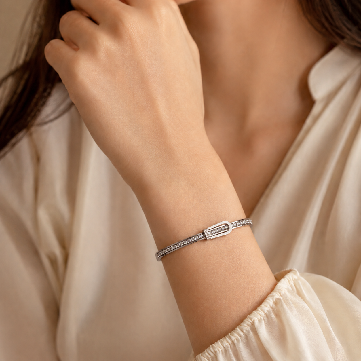 Crystal Belt Buckle Bangle